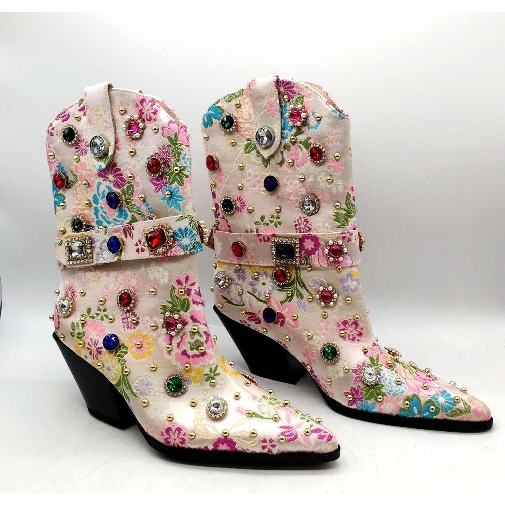 NWOT Azalea Wang Diligent Floral Brocade Western Booties Rhinestone Bone Size 7